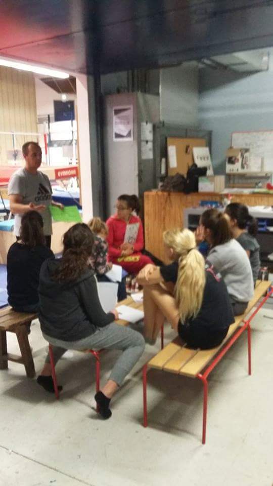 12038217_523340601167622_8896965709514332768_n