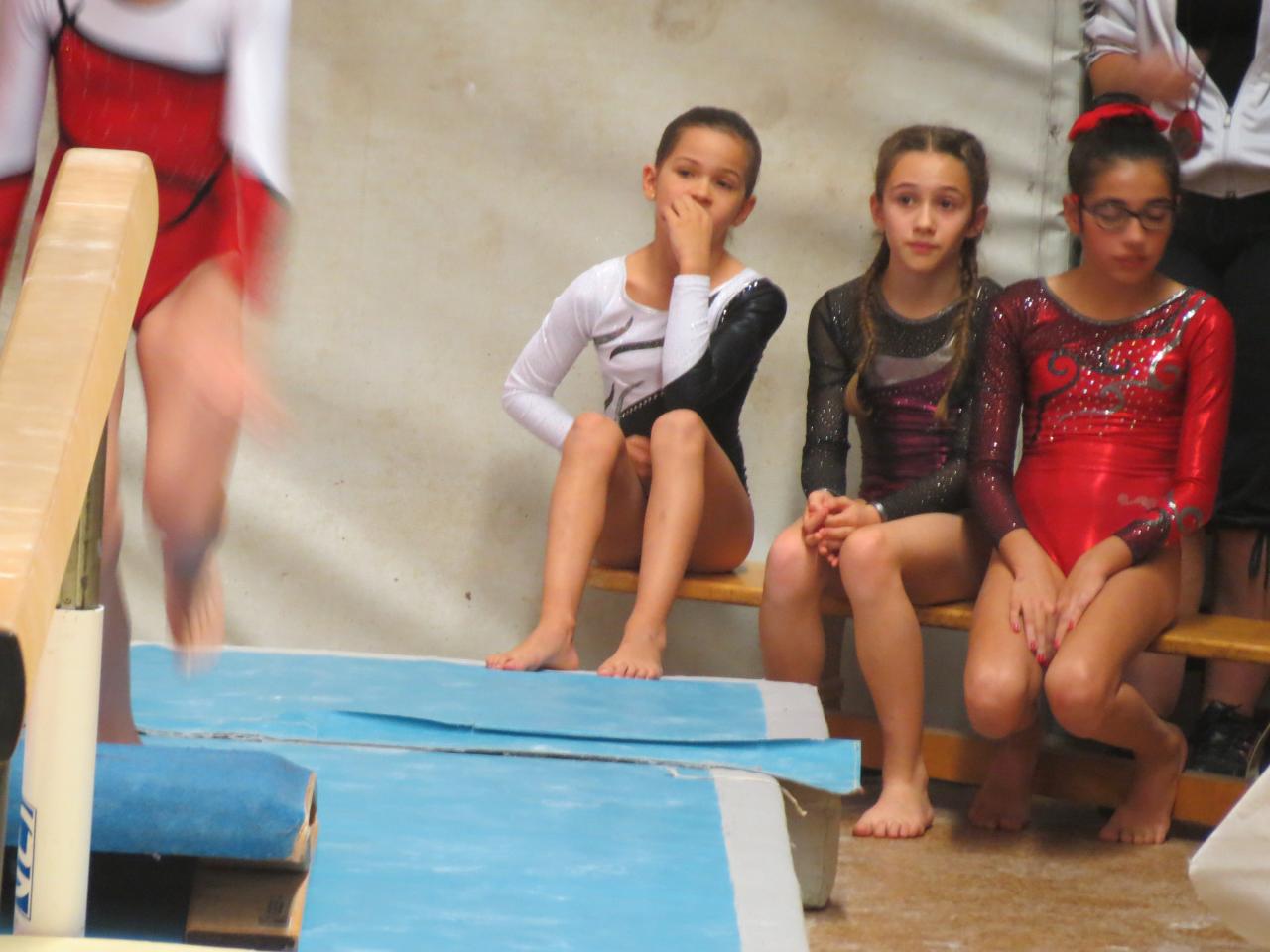 Ilona attente barres