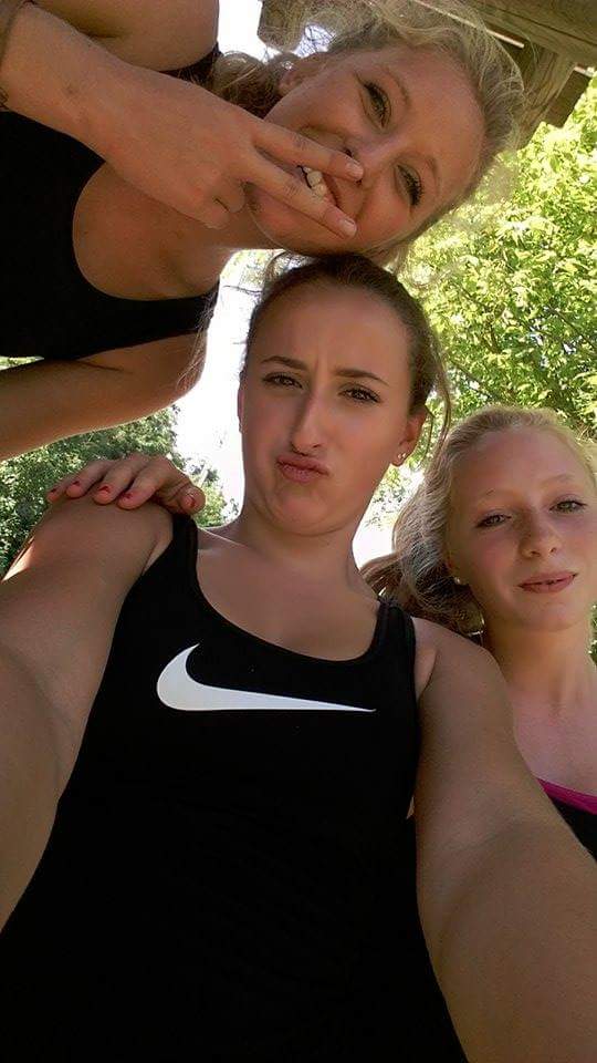 received_1044034675629879